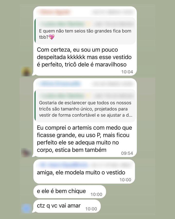 Clientes contando como as peças vestem